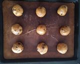 Foto langkah ke 4 dari resep Bakery style choco chip cookies.