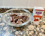 Foto del paso 12 de la receta: Tarta de zanahoria con trufas de leche condensada