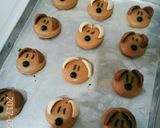 Foto langkah ke 9 dari resep Cookies Bentuk Dog untuk Natal.