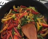 Tejszínes-sajtos-csirkés tagliatelle recept fázis 2 fotója
