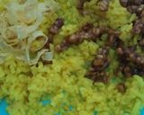 Foto langkah ke 6 dari resep Nasi Kuning Bumbu Racik Ayam Goreng.
