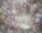 A picture of step 1 of Tomato Onion Bhaji.