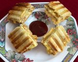 A picture of step 9 of Grilled Cheesy Chicken Sausage Egg Omelette Sandwich.