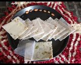બોમ્બે આઈસ હલવો (Bombay Ice Halwa Recipe In Gujarati) રેસીપી સ્ટેપ5ફોટો