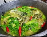Foto langkah ke 7 dari resep Kepala Kerapu Kuah Kuning.