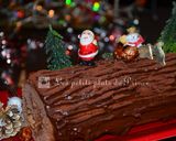 Une image de l'étape 4 de Bûche de Noël au chocolat, poire et chouchous.