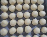 Foto langkah ke 4 dari resep Bubble butter bread.
