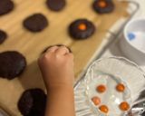 Foto del paso 3 de la receta: Monster Cookies de lacasitos para Halloween