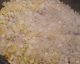 Foto del paso 4 de la receta: Pollo en pepitoria