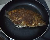 Foto langkah ke 4 dari resep 67• Ikan gurame bakar teflon.