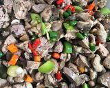 Foto langkah ke 2 dari resep Ati Ampela Masak Cabe Hijau.