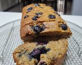 Foto del paso 5 de la receta: Budín integral de banana y arándanos