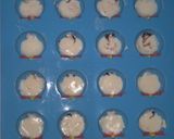 Foto langkah ke 5 dari resep Coklat Praline Karakter Doraemon.