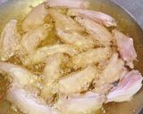รูปขั้นตอนการทำที่ 3 ของ ปีกไก่แช่น้ำปลาทอดงา_ง่ายๆ
