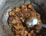 A picture of step 3 of Dates Amla Chutney.