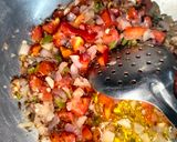 વેજિટેબલ મેગી (Vegetable Maggi Recipe In Gujarati) રેસીપી સ્ટેપ5ફોટો