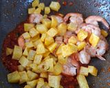 Foto langkah ke 5 dari resep Balado Kentang Udang.