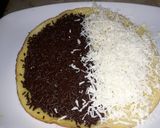 Foto langkah ke 4 dari resep Martabak Coklat Keju.
