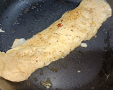 Foto del paso 1 de la receta: Arroz con salchichas y tortilla