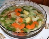 Foto langkah ke 6 dari resep Sayur sop sederhana.