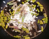 Foto del paso 2 de la receta: Espaguetis con espárragos y gambas
