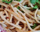 Foto del paso 3 de la receta: Spaghetti aglio e olio 🍝 🇮🇹 "Espaguetis" con ajo y aceite 🍝 🇦🇷