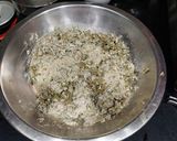A picture of step 3 of Bajri Roti.