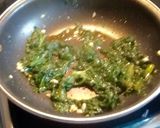 Foto del paso 3 de la receta: Parmentiere y acelgas rehogadas con ajo y pimentón