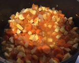 Une image de l'étape 5 de Soupe de pommes de terre navets tomates et carottes au citron confit.