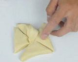 Foto del paso 4 de la receta: Facturas varias con hojaldre económico sin manteca
