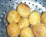Foto langkah ke 6 dari resep Cheese Eggs.