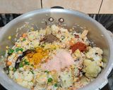 A picture of step 7 of ONE POT MIXED VEGETABLE KHICHDI...
