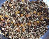 A picture of step 4 of Homemade Toasted Muesli.