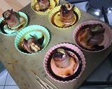 Une image de l'étape 10 de Figues au chèvre, miel et lard fumé.