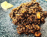 Foto del paso 6 de la receta: Arroz negro con calamares y gambas 🦐 🦑