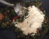 A picture of step 5 of Okra Kadhi.