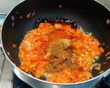 A picture of step 3 of Paneer tikka masala.