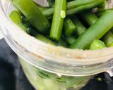 A picture of step 2 of French Beans Smoothie.
