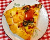 Hình bước làm 4 của món Pizza Cá Hồi Xong Khói