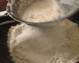 عکس مرحله 1 از دستور ترحلوای زعفرانی تبریز