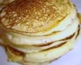 A picture of step 3 of Banana🍌 pancakes.