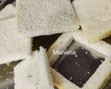 A picture of step 1 of Squizza (Square Bread Pizza).