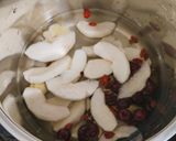 Foto langkah ke 2 dari resep Minuman herbal anti aging jujube pear.