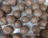 नाचणी लाडू (nachni ladoo recipe in marathi) रेसिपी स्टेप 3 फोटो