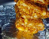 तिल मूंगफली चिक्की (Til mungfali chikki recipe in Hindi) रेसिपी चरण 5 फोटो