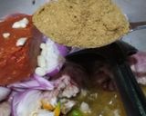 A picture of step 6 of Alo baingan gosht (mutton gravy).