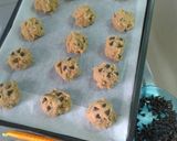 Foto langkah ke 13 dari resep Chocolate Chips Cookies.