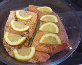 Foto del paso 2 de la receta Salmón al horno sobre puré de boniato con ensalada