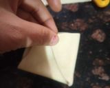 A picture of step 11 of Sweet dry fruit samosa.