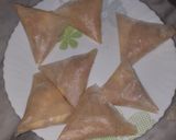 صورة لخطوة 1 من وصفة صامصة بالطون والجبن